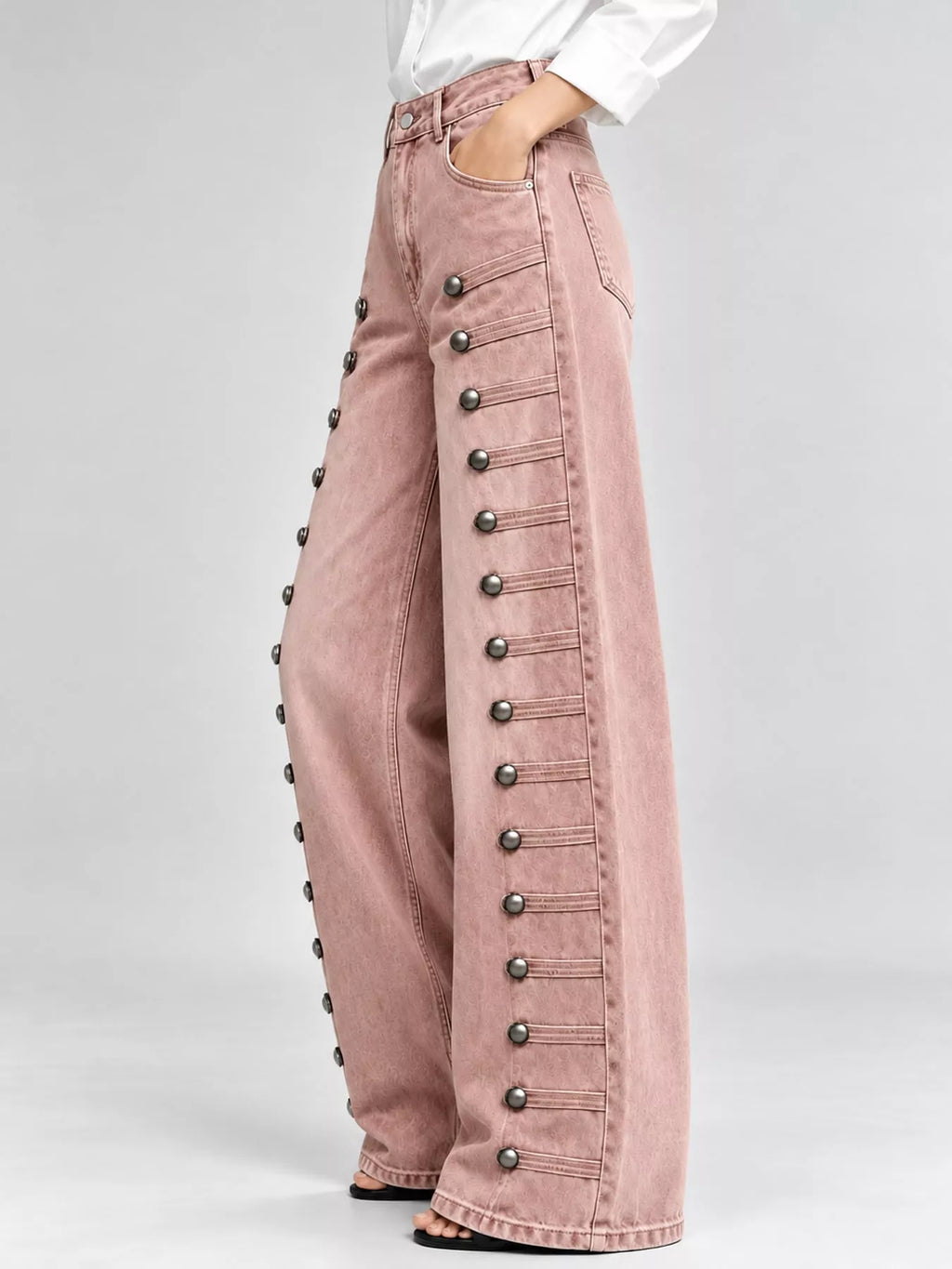 Decorative Button Wide-leg Jeans (8)