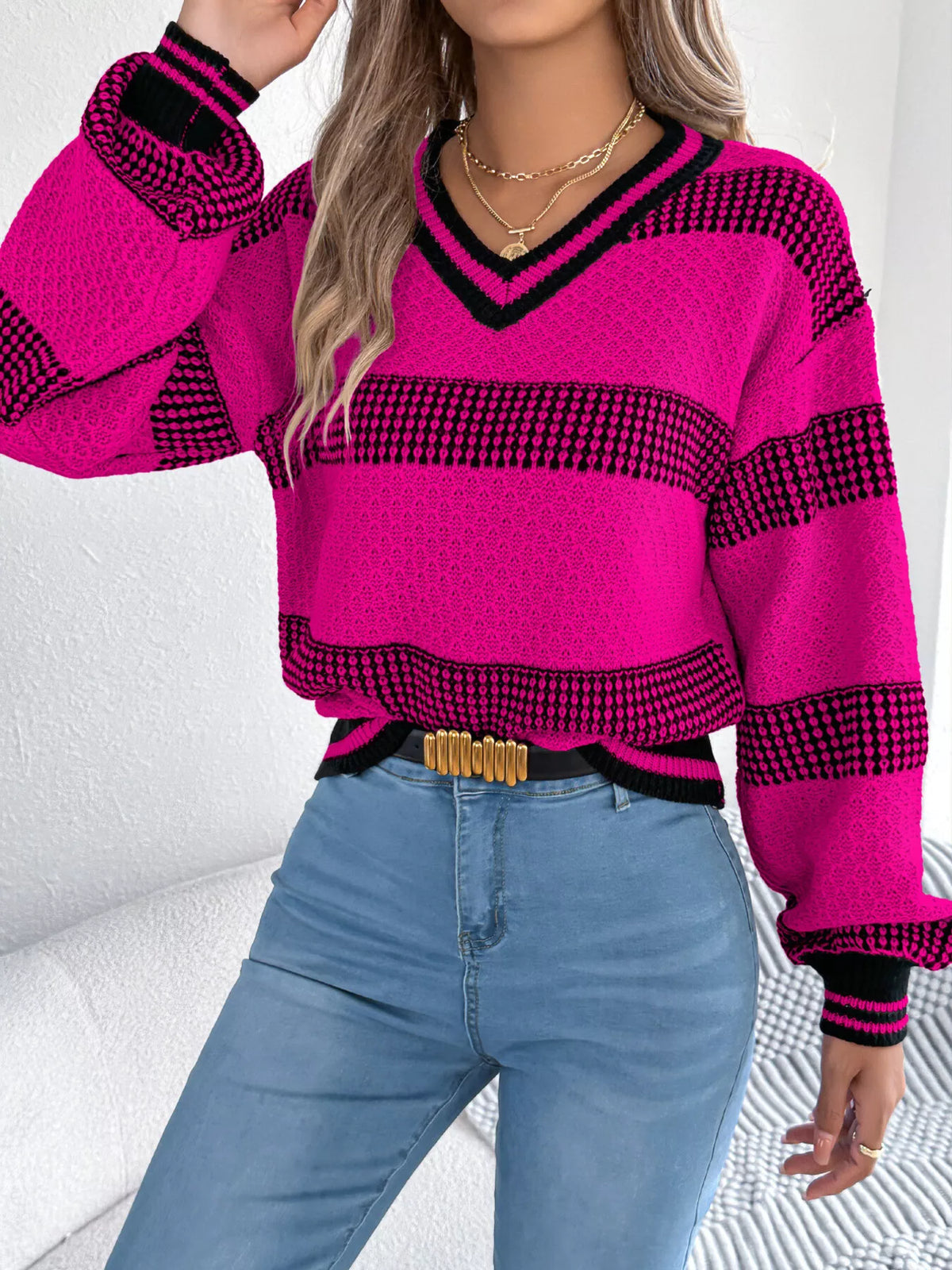 Contrast Striped V-neck Sweater (16)