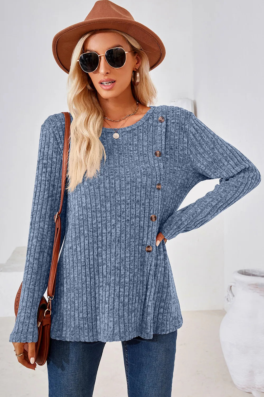 Round Neck Long Sleeve T-shirt (2)