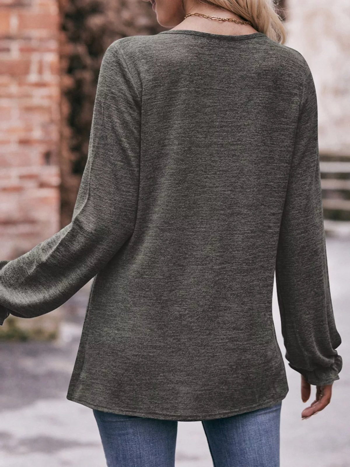 Ruffle Cuff Long Sleeve T-shirt (29)