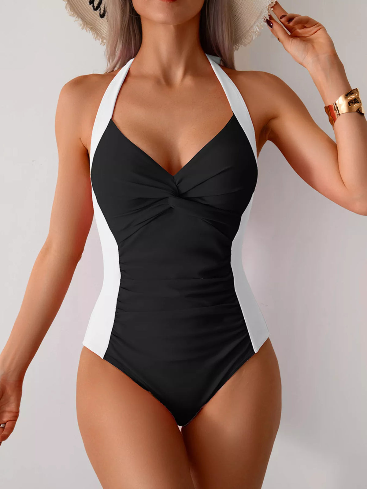 Twisted Front Halter Neck Ruched One-piece Swimsuit (24)