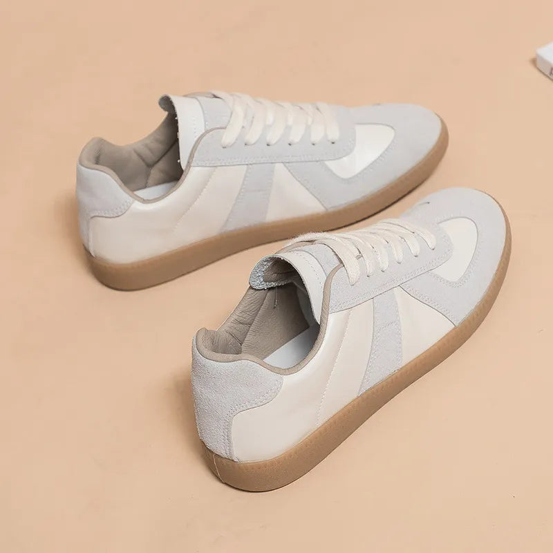 Lace Up Round Toe Sneakers (3)