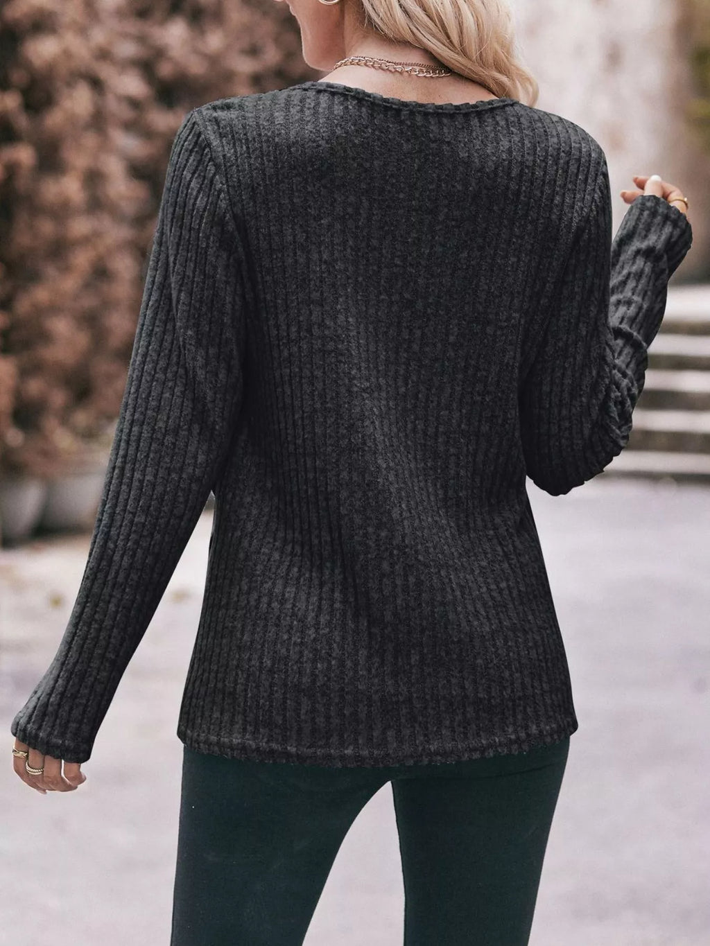 Ribbed Knit Long Sleeve T-shirt (17)