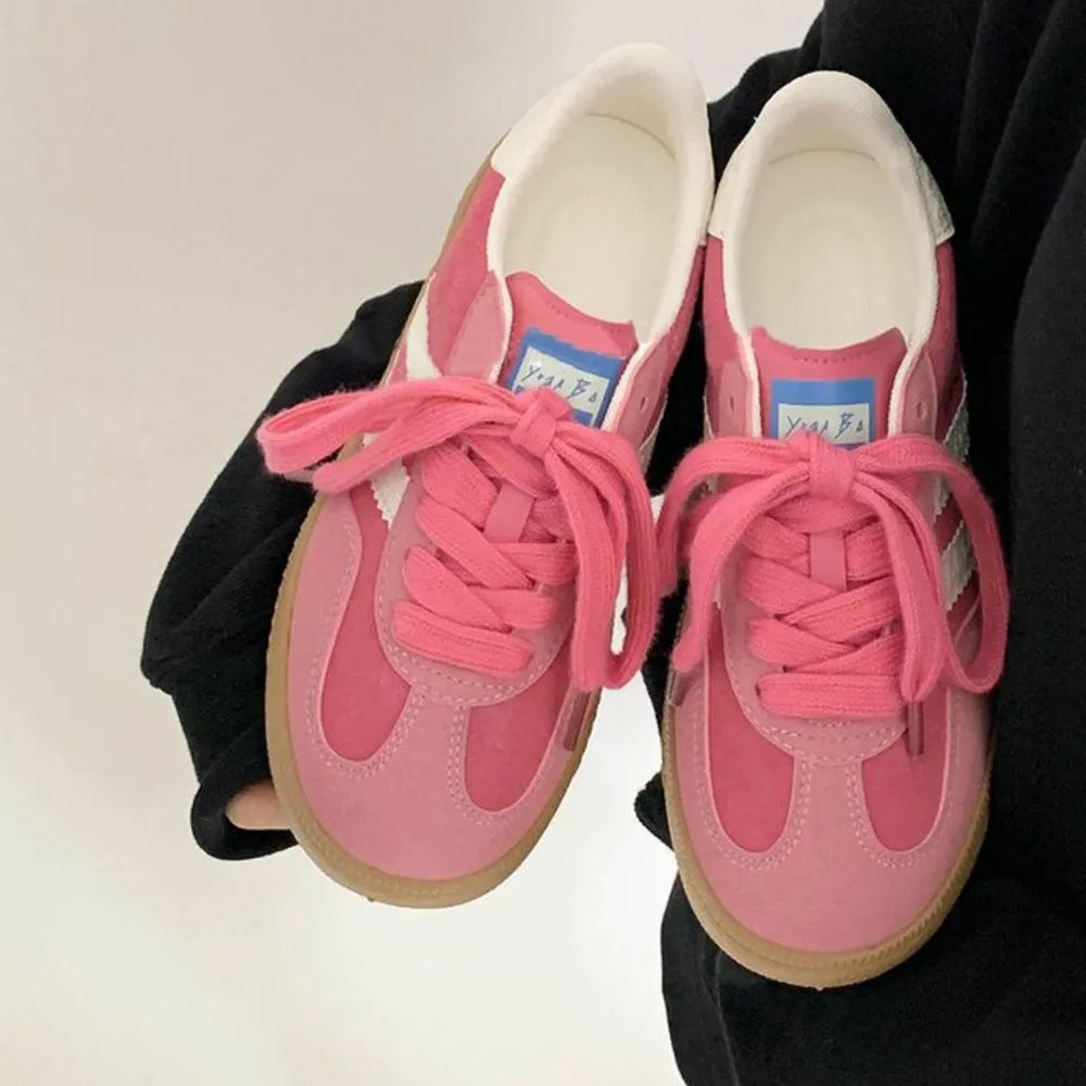 Contrast Round Toe Flat Sneakers (4)