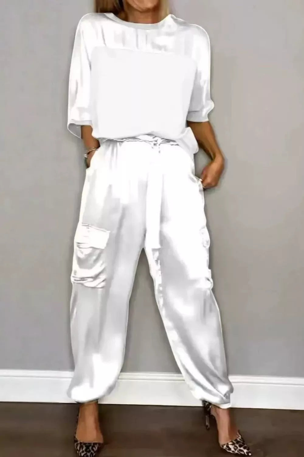 Satin Round Neck Top Pants Set (4)
