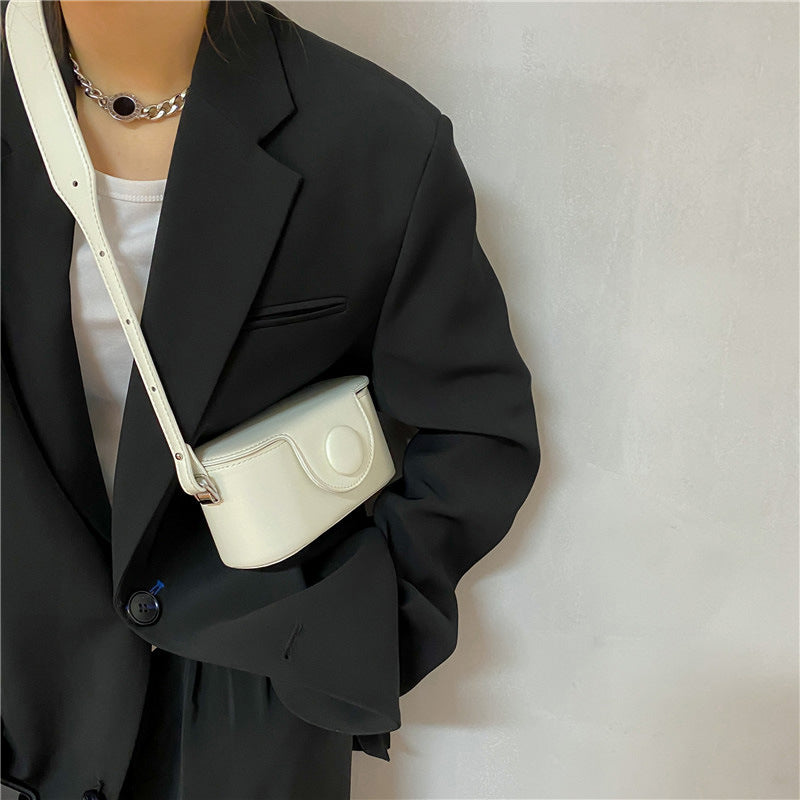 Simple Box Shoulder Messenger Bag variant CJNS153010901AZ