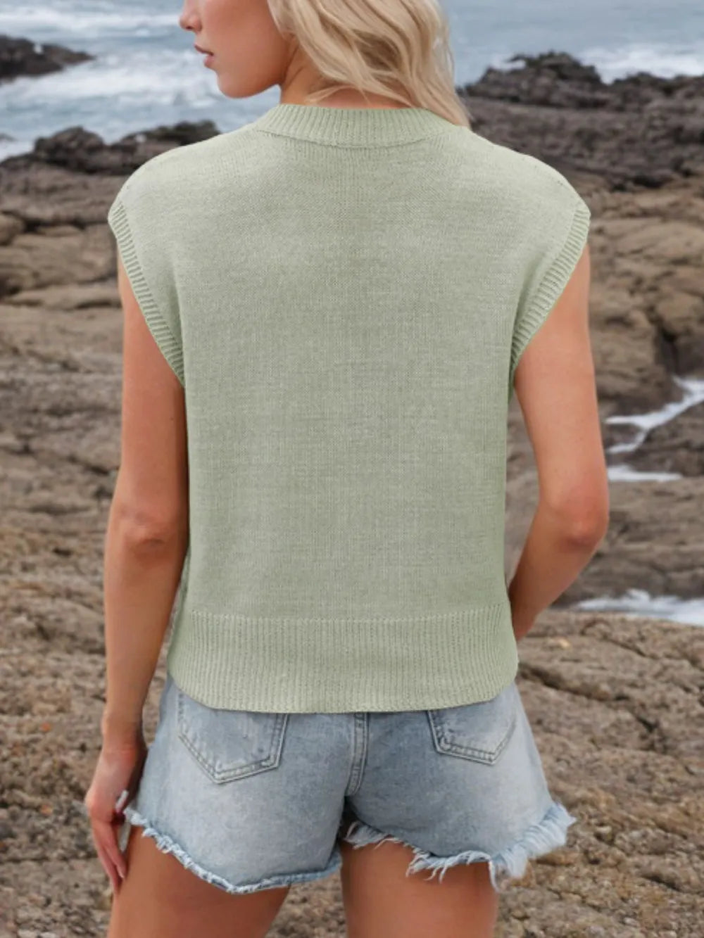 Ribbed Hem V-neck Sweater Vest (15)