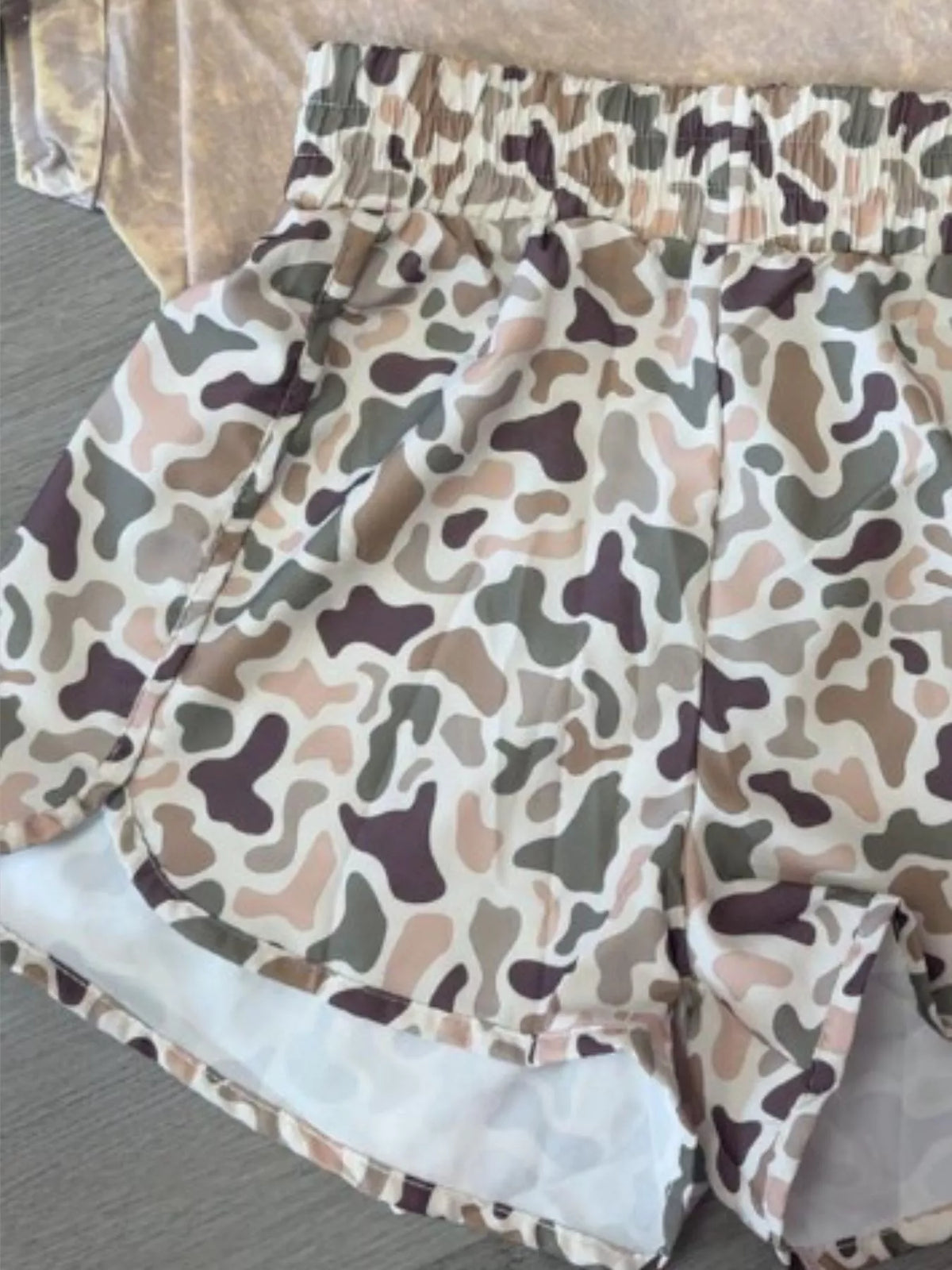 Camo Print Elastic Waist Shorts (12)