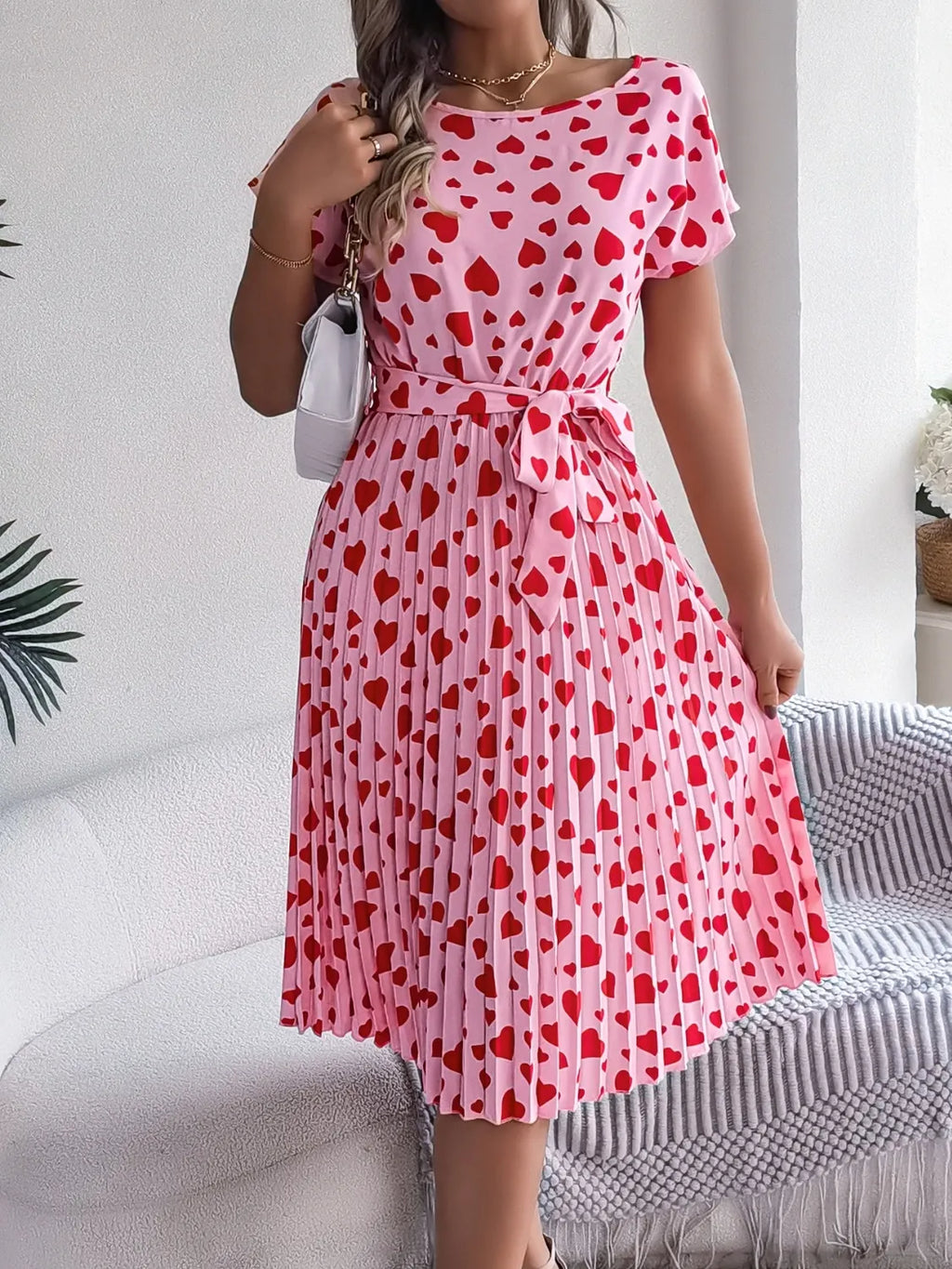 Heart Print Short Sleeve Tie Waist Dress (4)