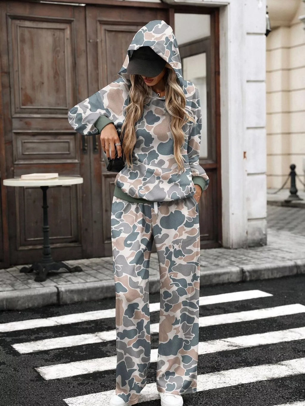 Printed Long Sleeve Hoodie Pants Set (21)