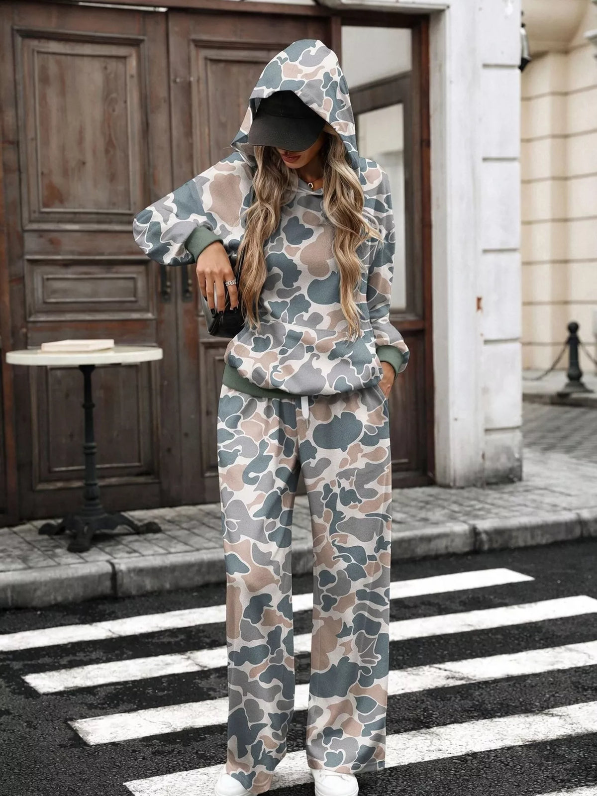 Printed Long Sleeve Hoodie Pants Set (21)