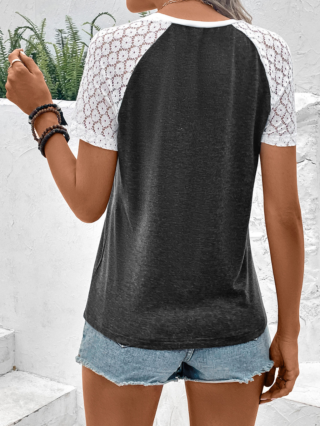 Block Raglan Sleeve Round Neck Tee (10)
