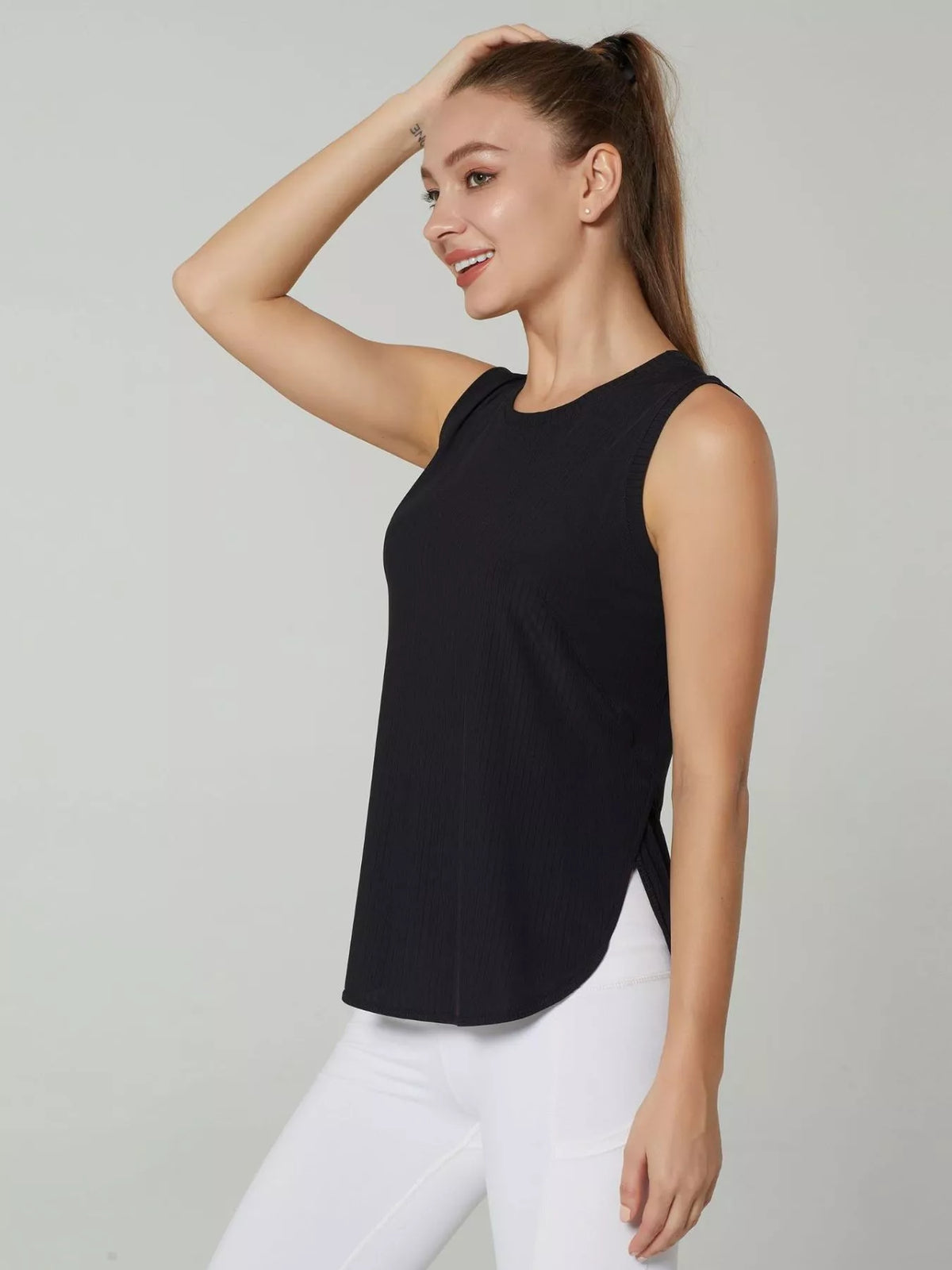Lightweight Ribbed Active Tank (8)