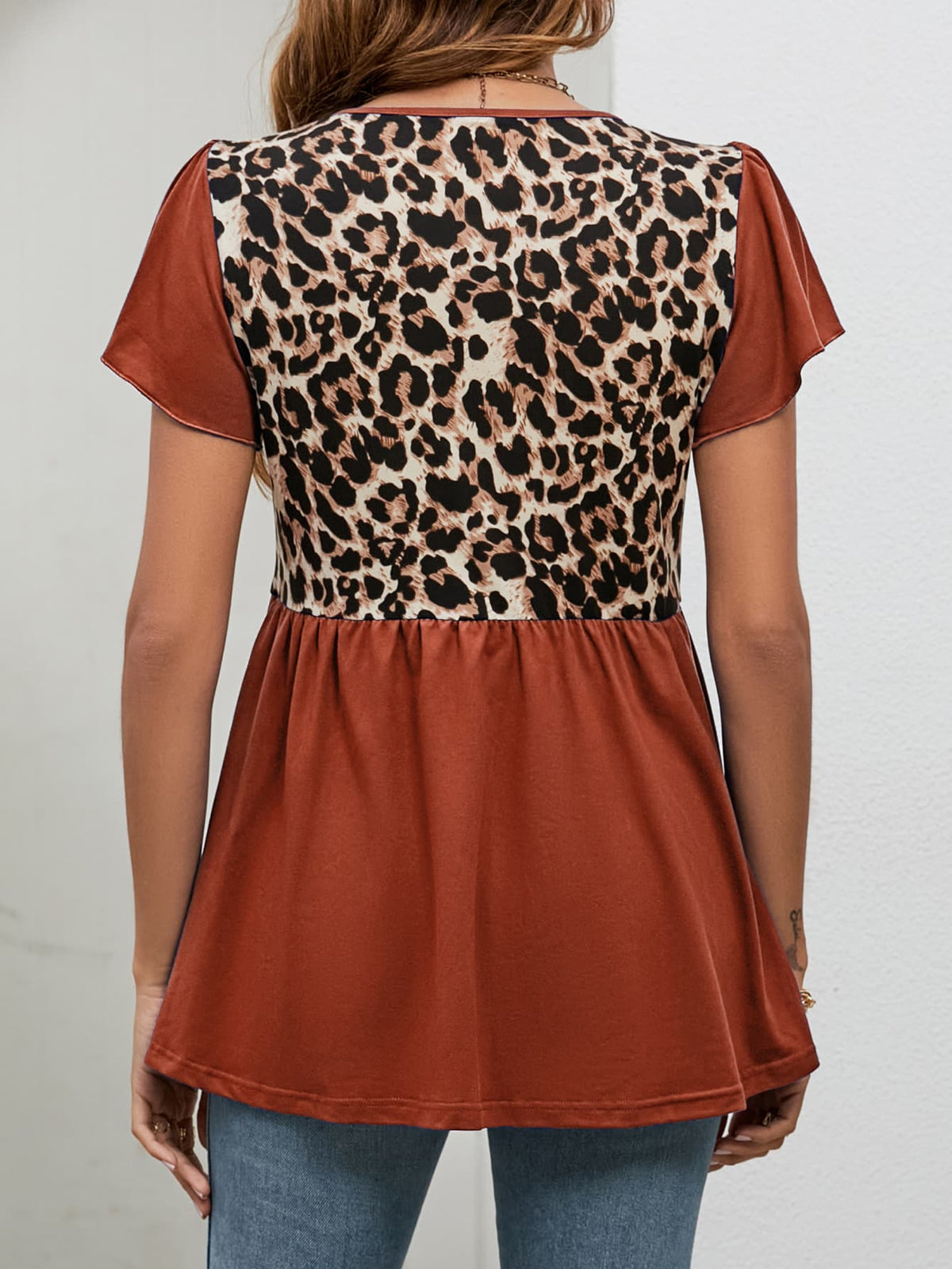 Leopard Round Neck Flutter Sleeve Babydoll Blouse (6)