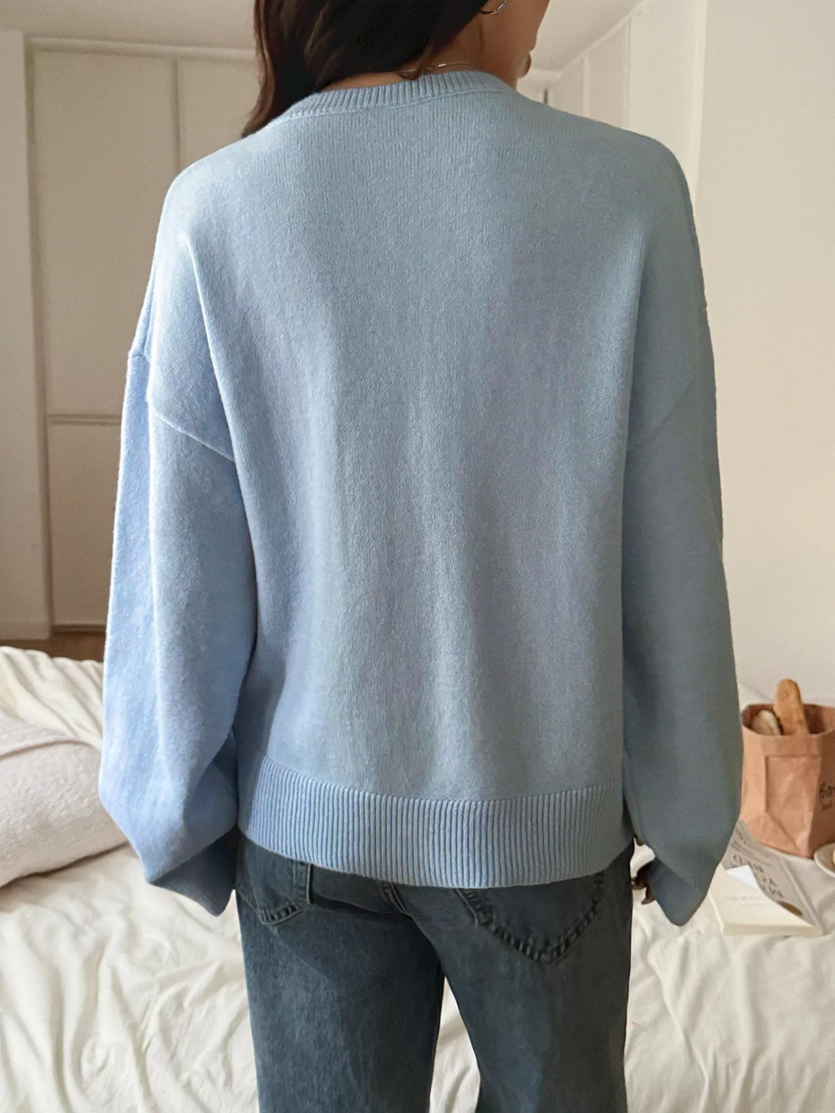 V-neck Loose Fit Sweater (9)