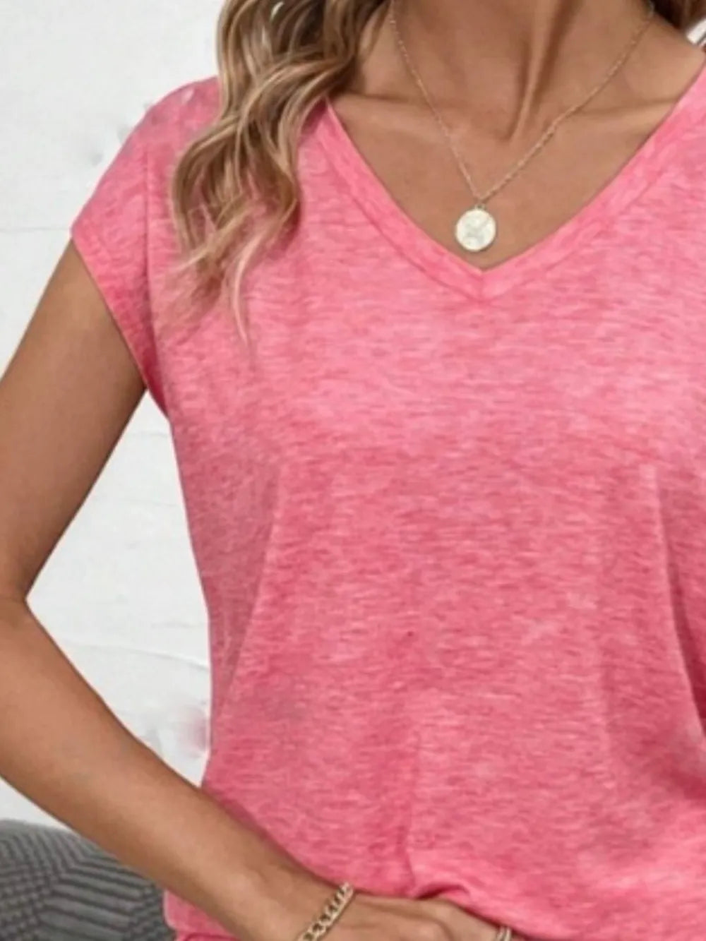 V-neck Short Sleeve T-shirt (15)