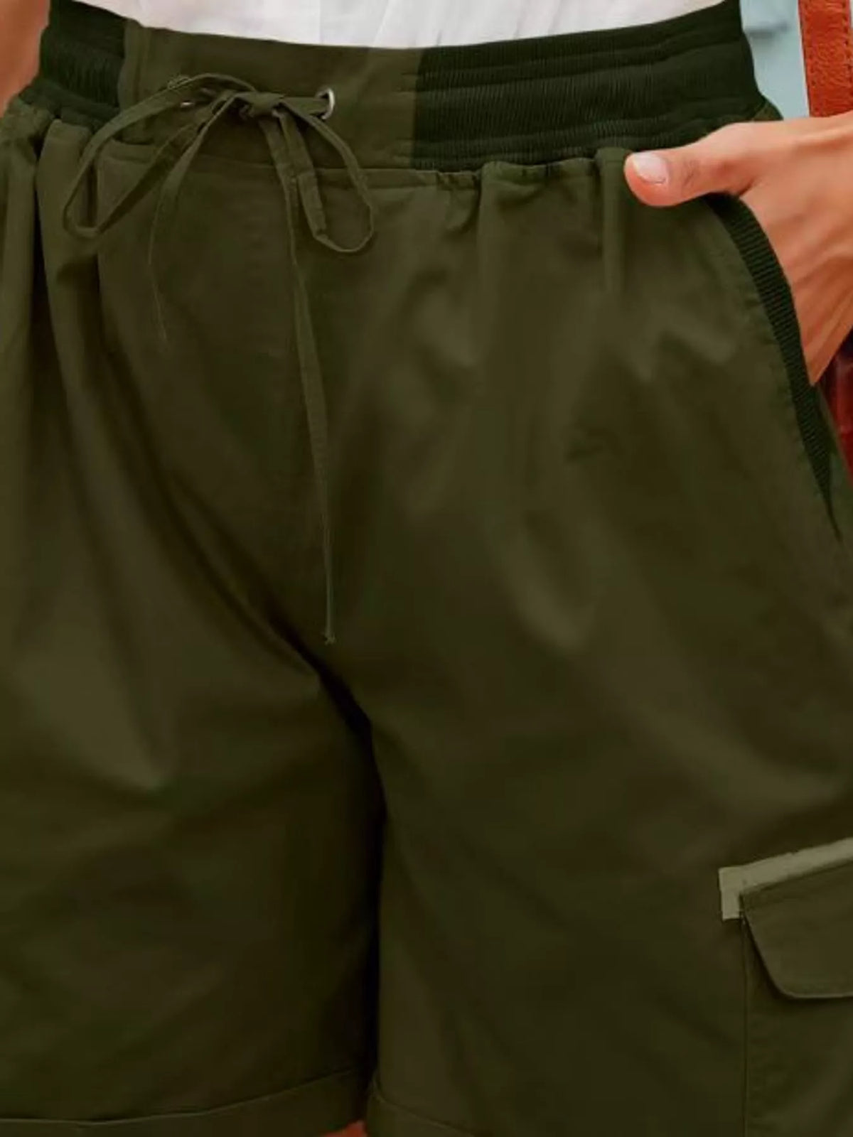 Full Size Drawstring Cargo Shorts Plus (47)