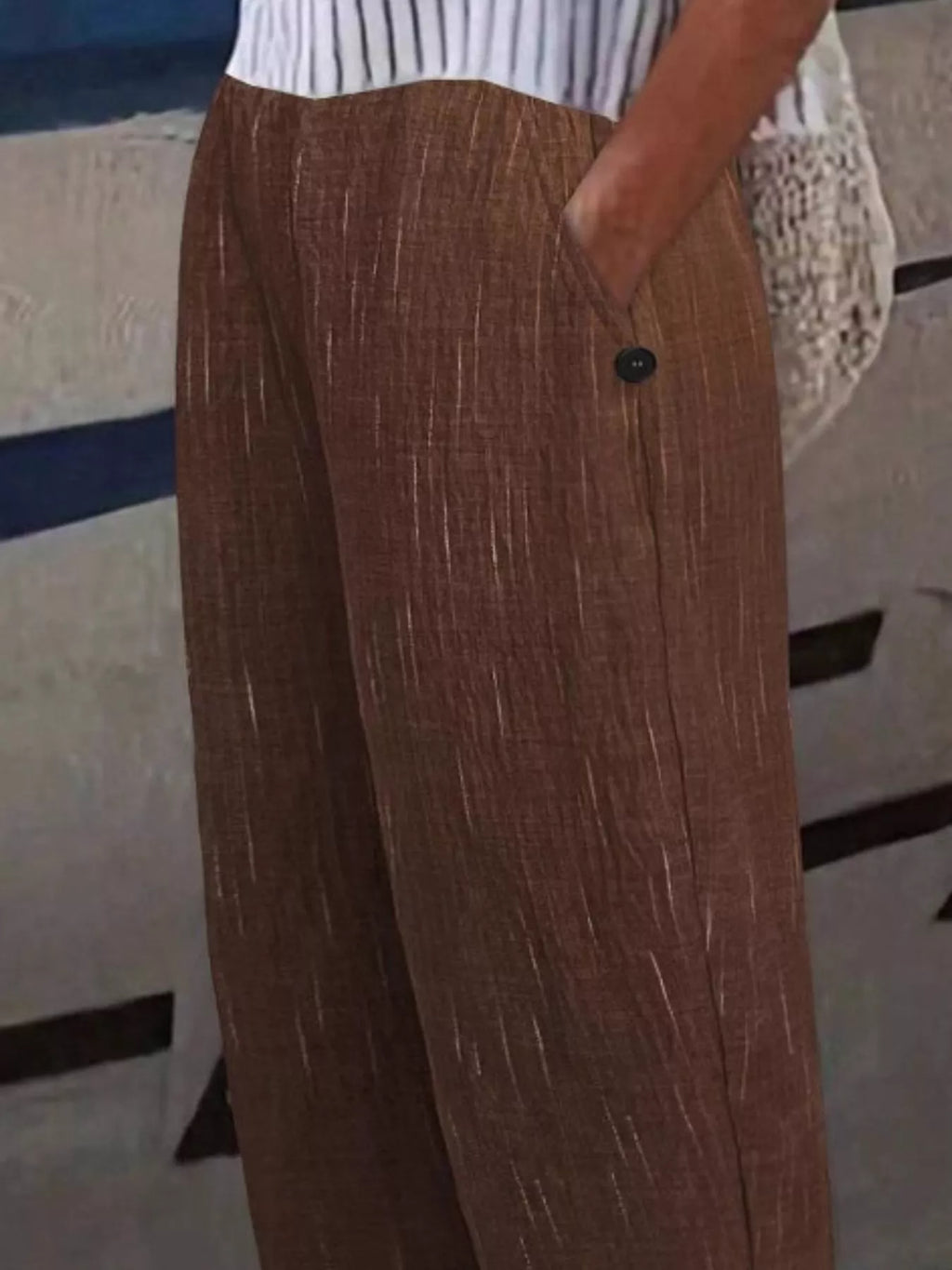 Loose Fit Cropped Pants (5)