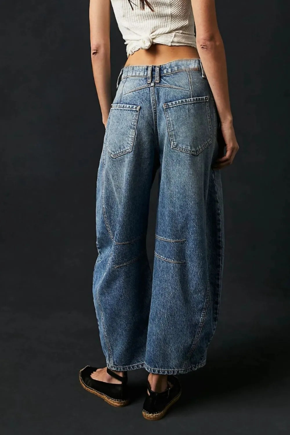 Wide Leg Jeans Pockets (2)