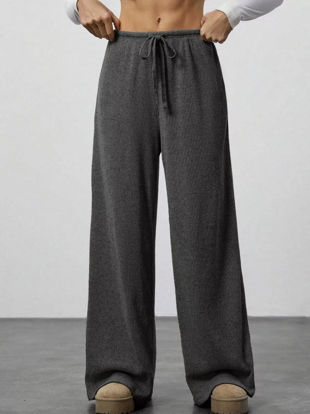 Relaxed Fit Wide Leg Pants (9)