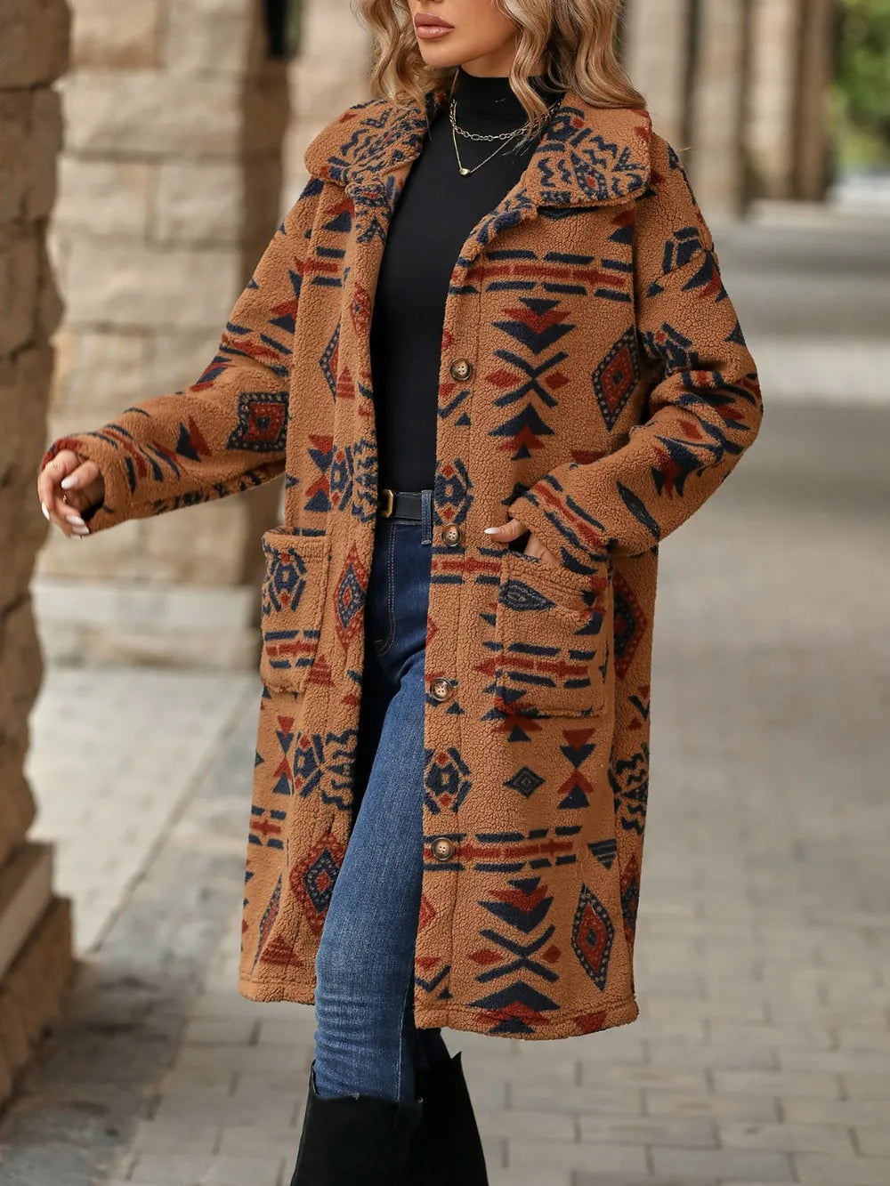 Geometric Pocketed Dropped Shoulder Coat (7)