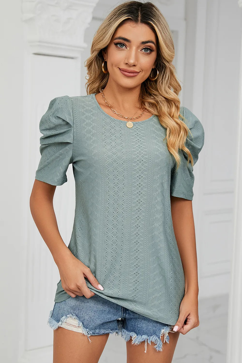Eyelet Round Neck Puff Sleeve T-shirt (17)