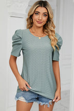 Eyelet Round Neck Puff Sleeve T-shirt (17)