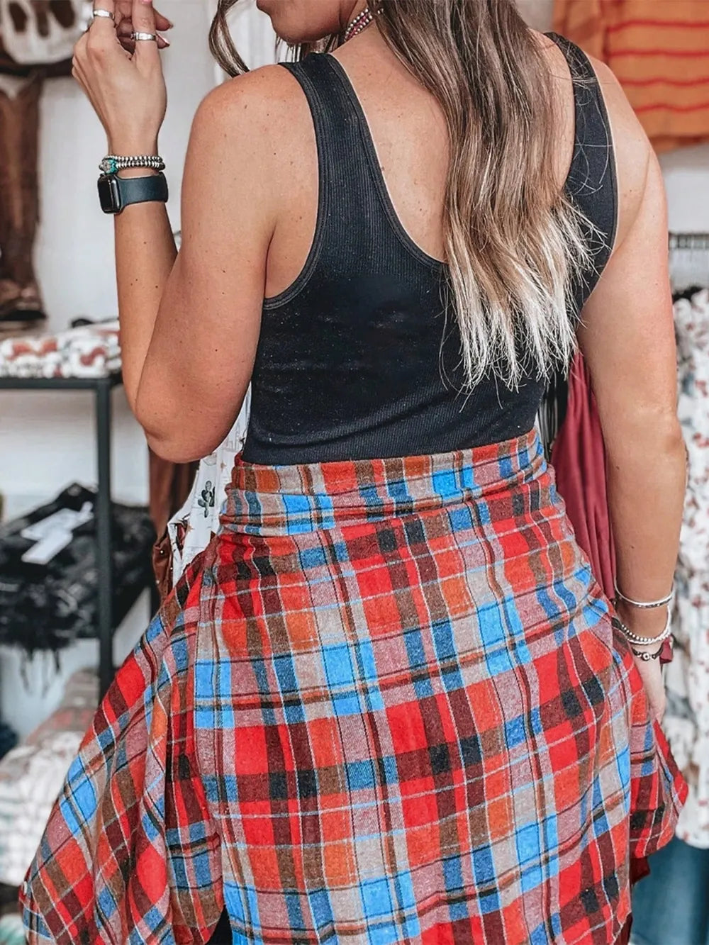 Plaid Collared Neck Long Sleeve Shirt (4)
