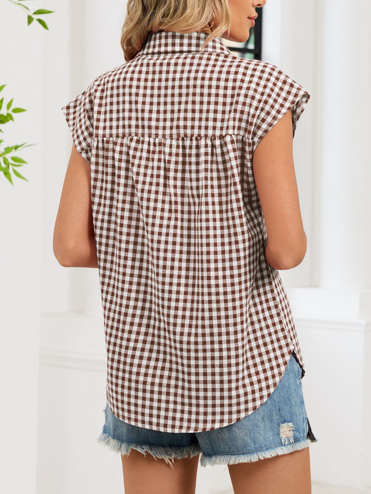 Gingham Button-down Shirt (19)