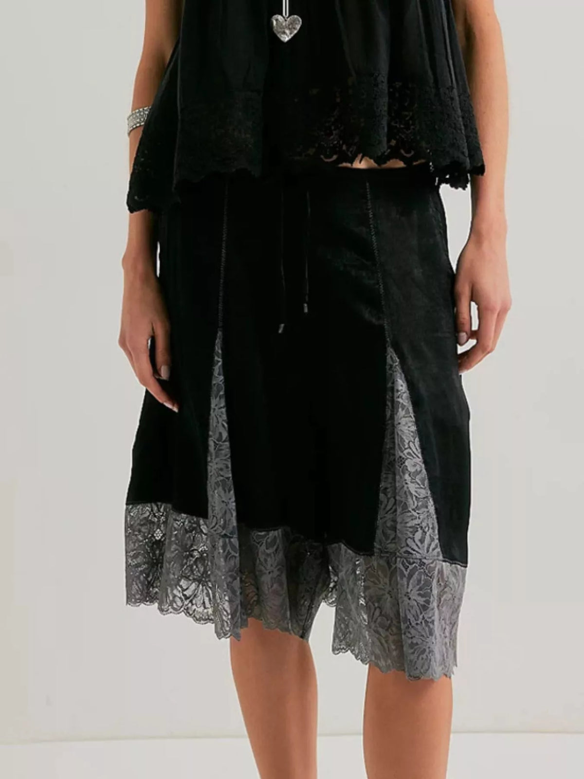 Lace Detail Shorts (8)
