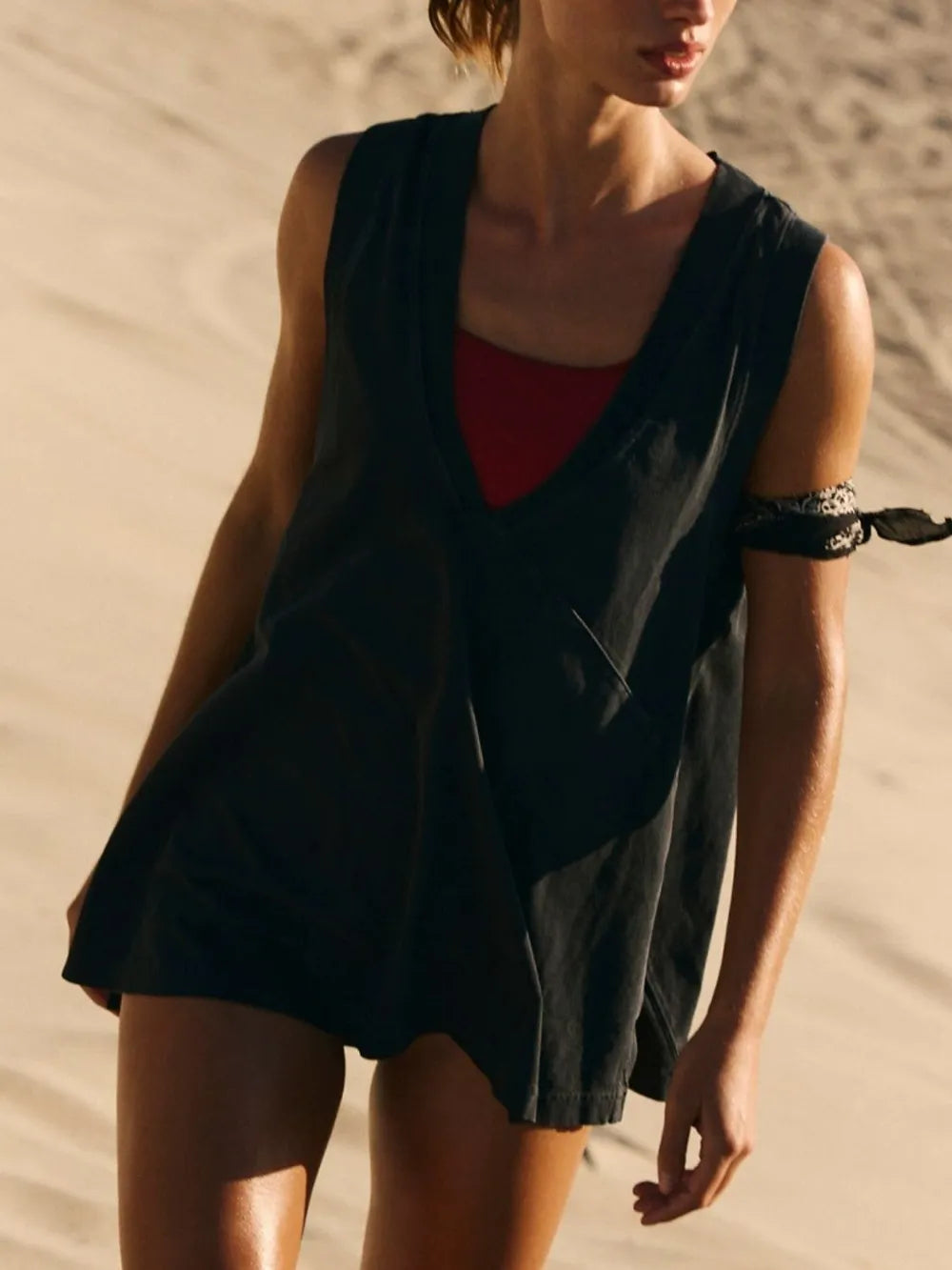 Side Slit V-neck Tank (15)