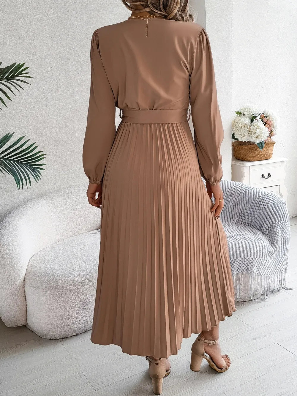 Pleated Tied V-neck Long Sleeve Dress (2)