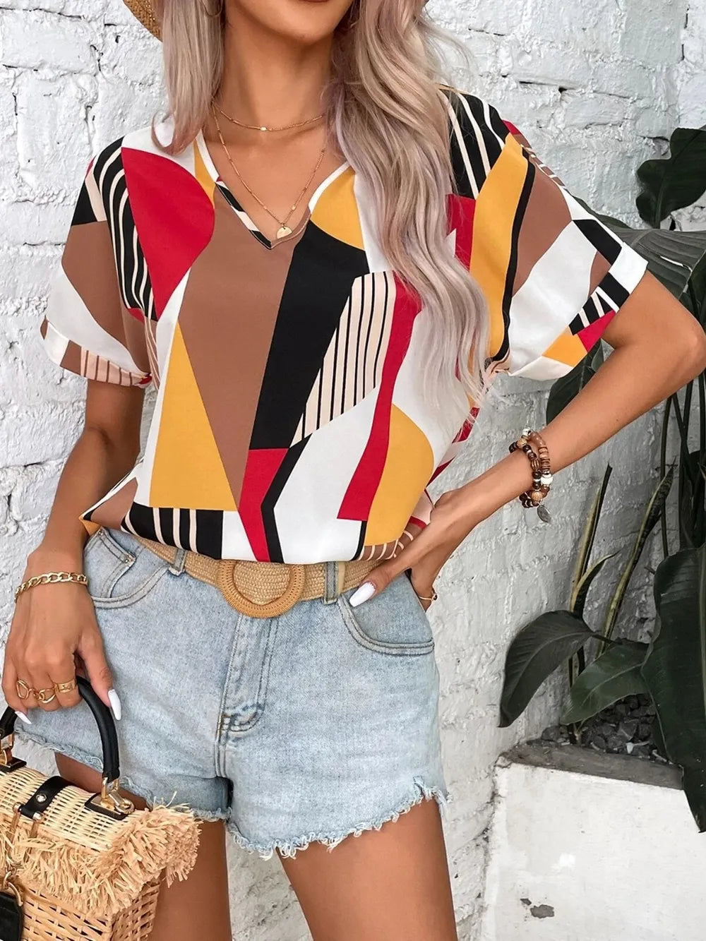 Printed V-neck Short Sleeve Blouse (3)