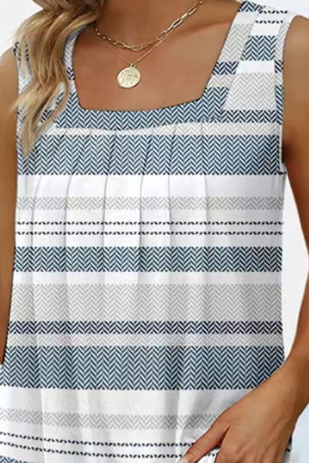 Printed Square Neck Curved Hem Tank (15)