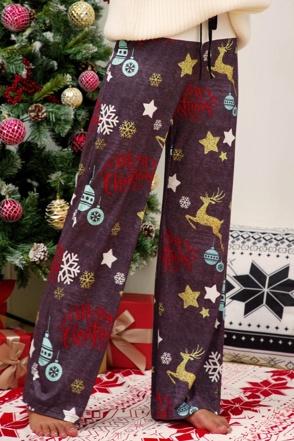 Christmas Straight Leg Pants (10)