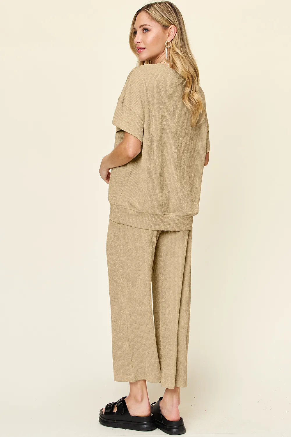 Round Neck Short Sleeve Wide Leg Pants (32)