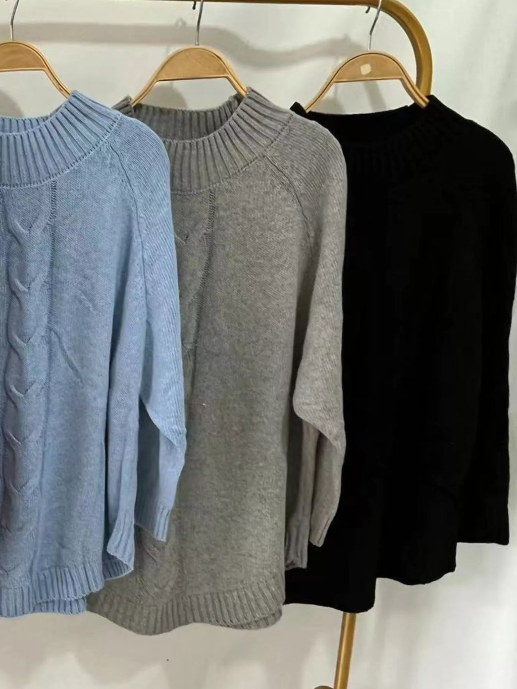 Cable-knit Long Sleeve Sweater (13)