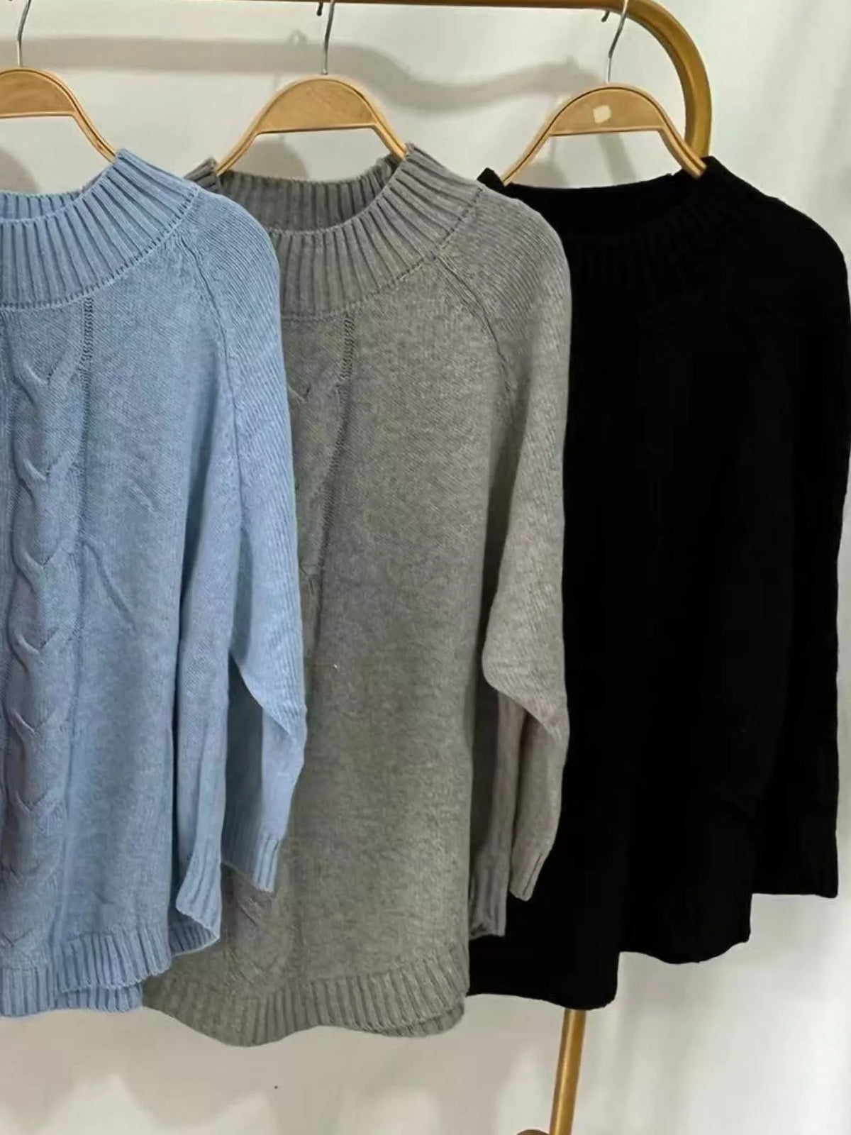 Cable-knit Long Sleeve Sweater (13)