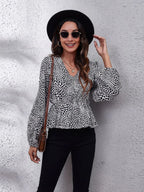 Ruched Printed V-neck Long Sleeve Blouse (35)