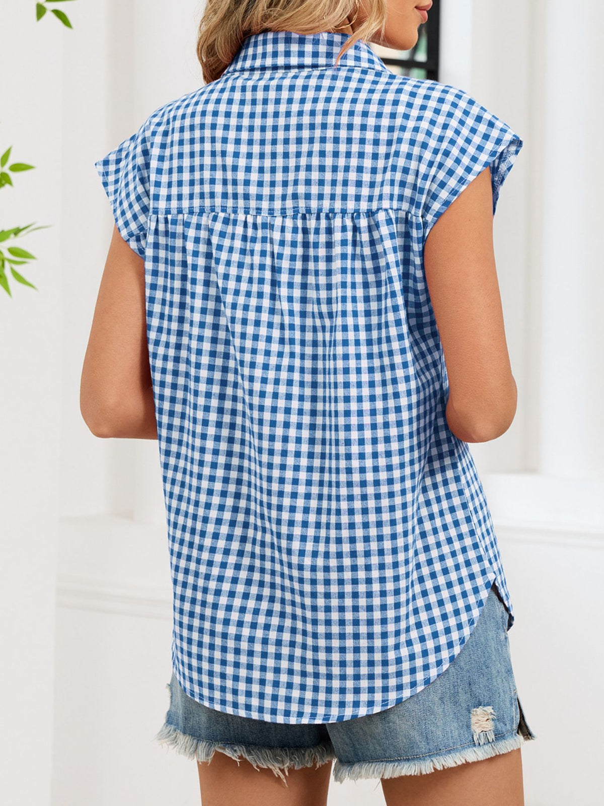 Gingham Button-down Shirt (14)