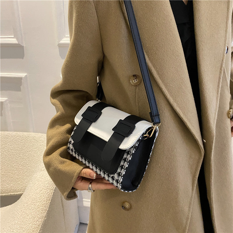 Plaid One-shoulder Messenger Bag photo 2