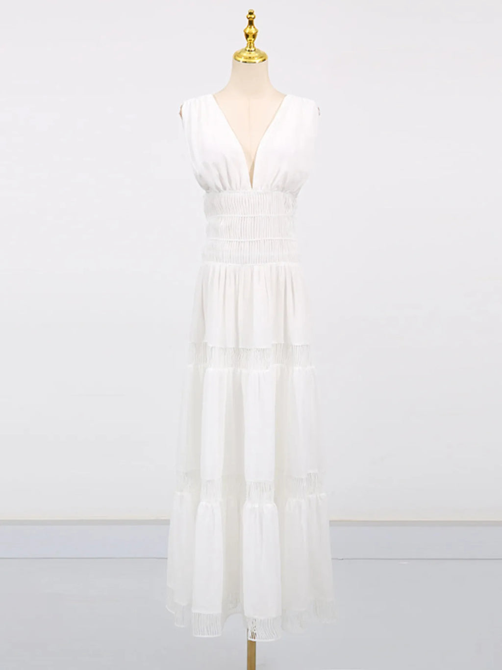 Tiered V-neck Sleeveless Maxi Dress (5)