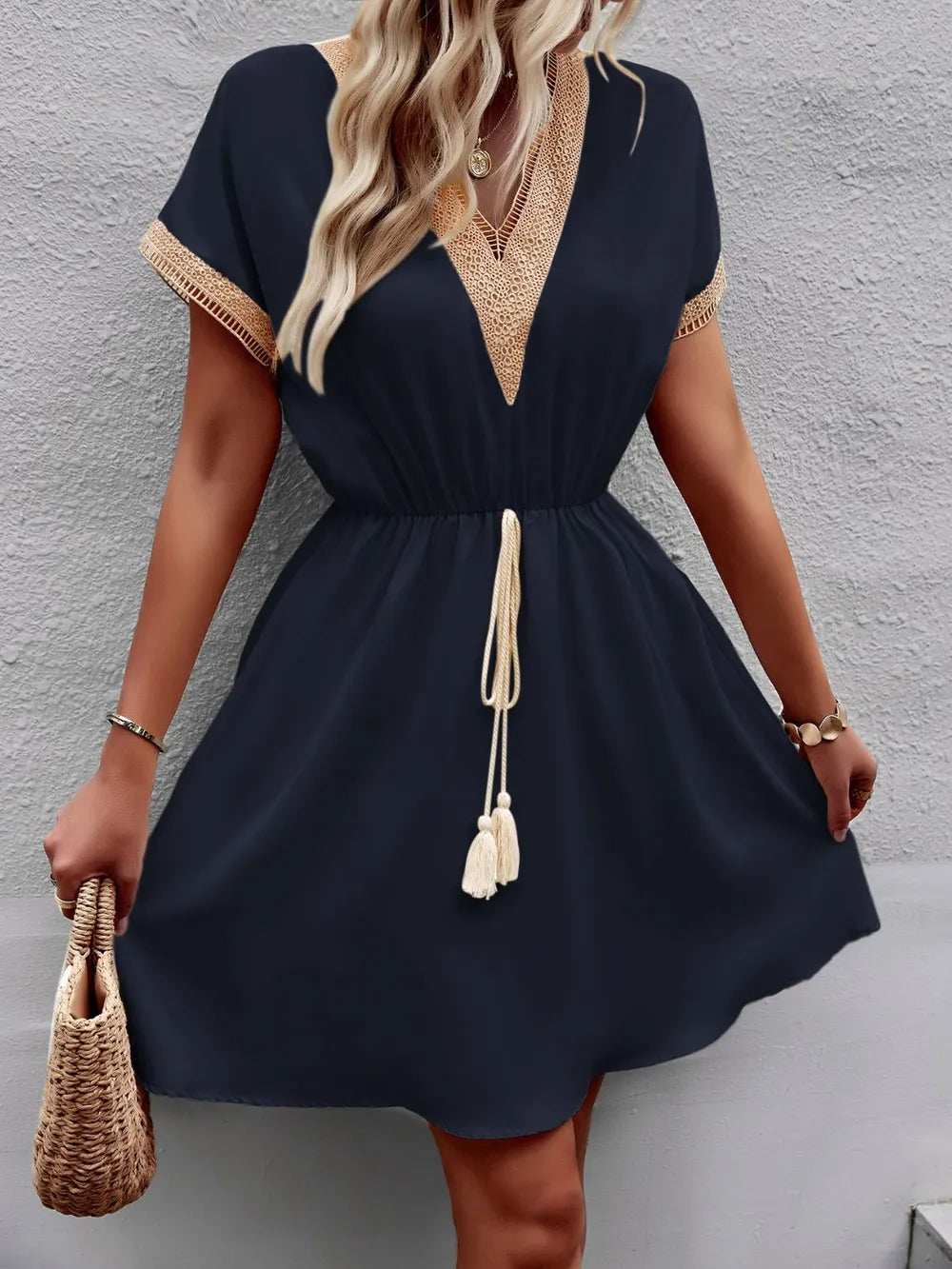 Contrast Trim V-neck Short Sleeve Mini Dress (3)