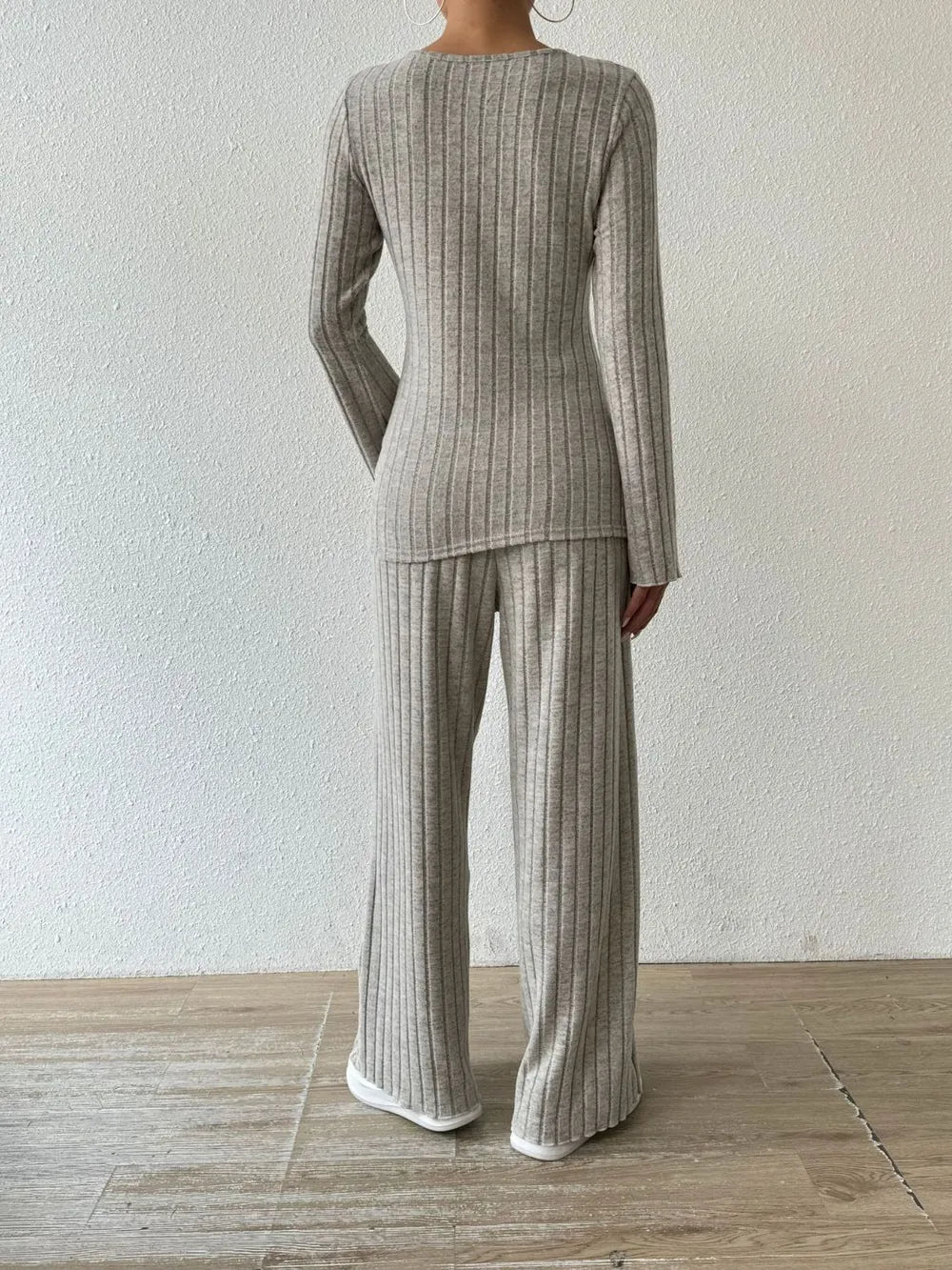 Ribbed V-neck Long Sleeve Top Pocketed Pants Set (2)