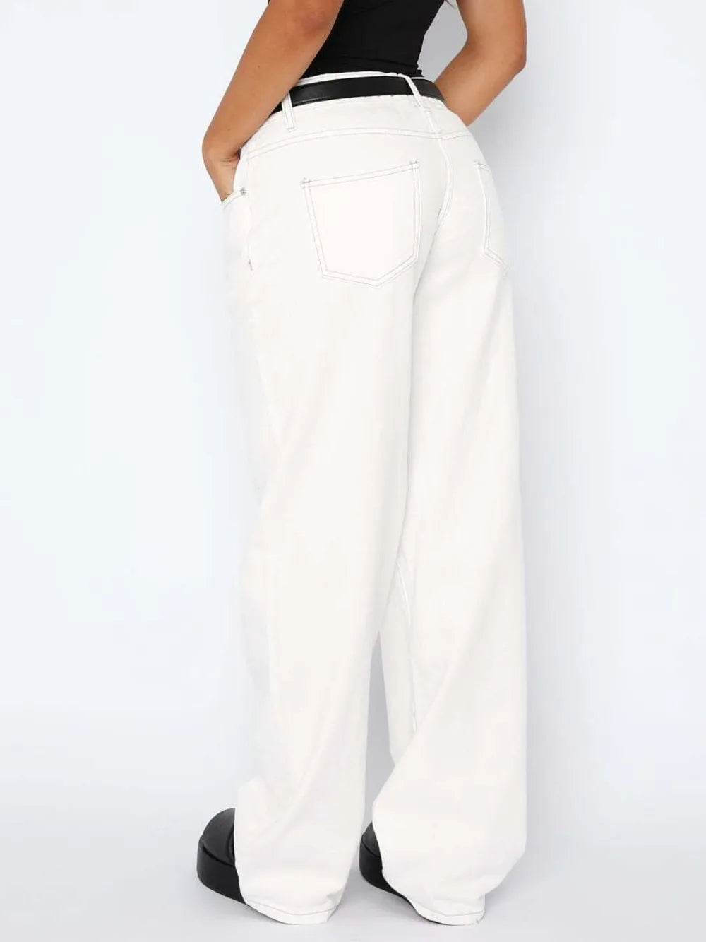 Wide Leg Jeans Pockets (3)