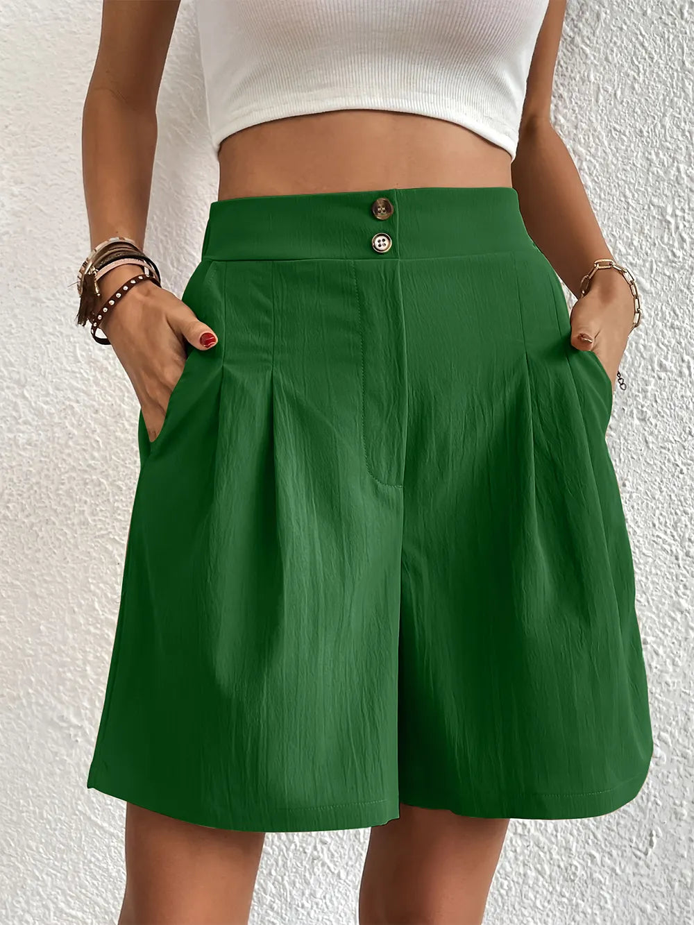 Pocketed Half Elastic Waist Shorts (31)