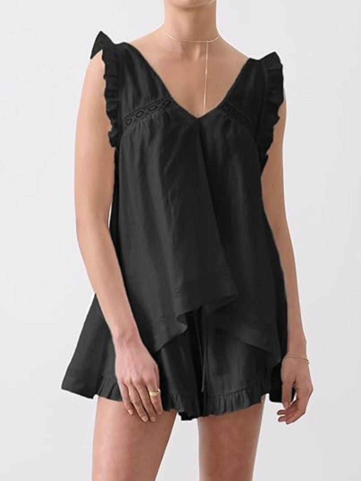 Ruffle Trim V-neck Top Shorts Set (13)