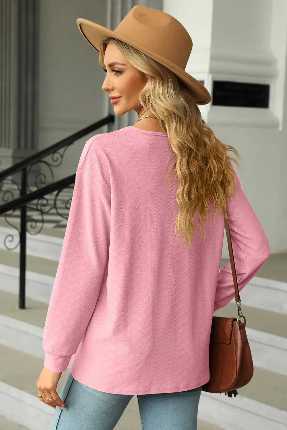 V-neck Long Sleeve T-shirt (11)