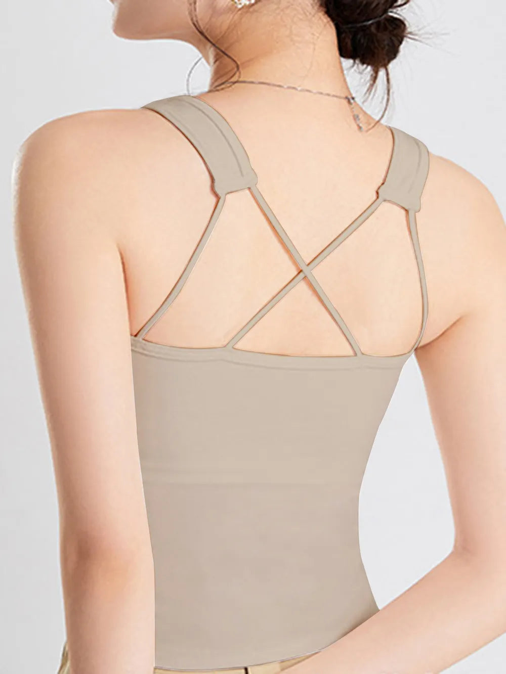 Crisscross Scoop Neck Wide Strap Cropped Tank Chest Pads (14)