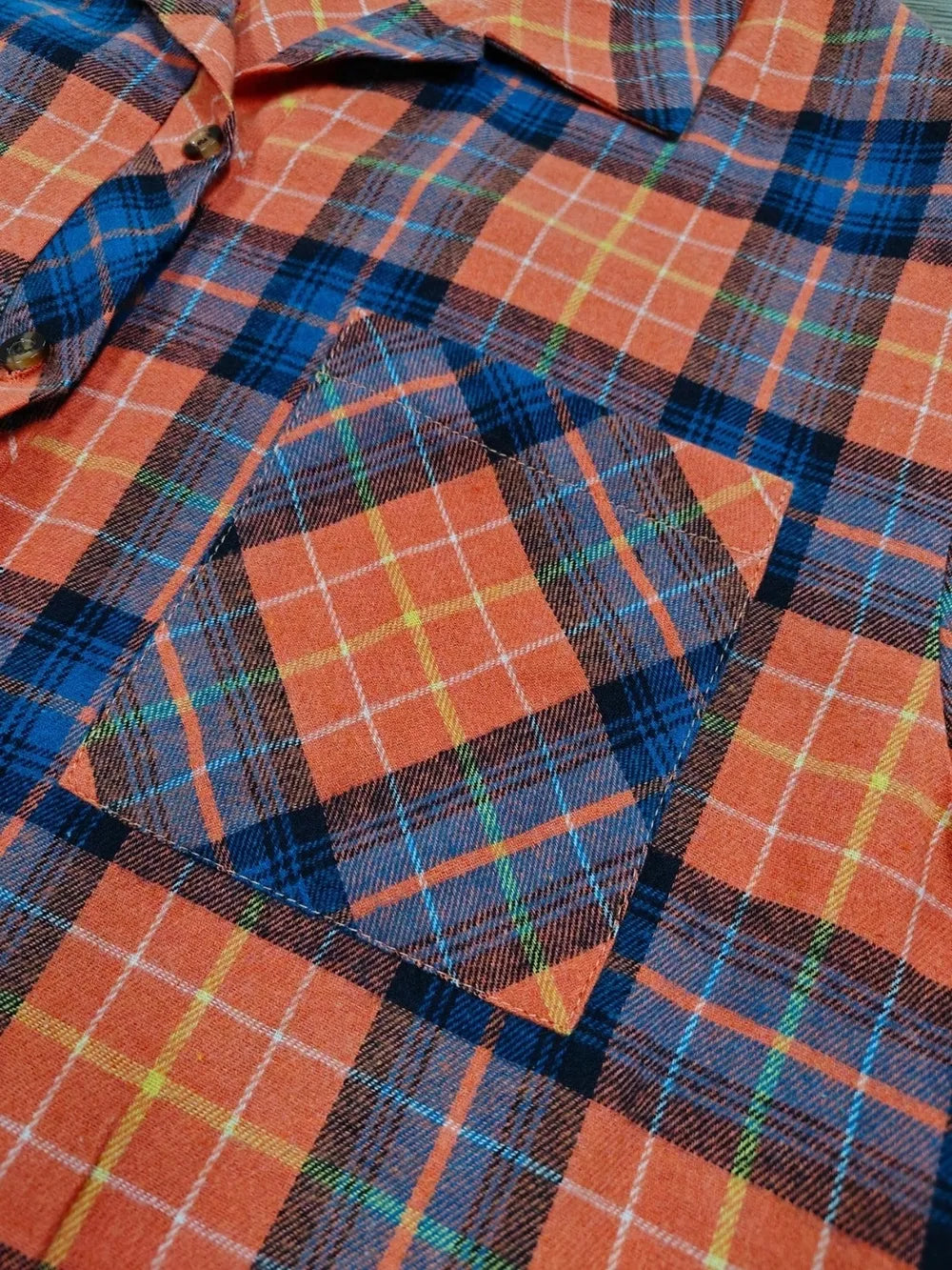 Plaid Collared Neck Long Sleeve Shirt (16)